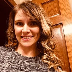 Meet your Posher, Nikki